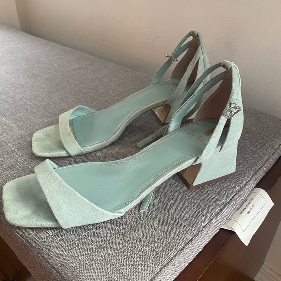 Sam Edelman Wilson Sandal - Picture 2 of 6